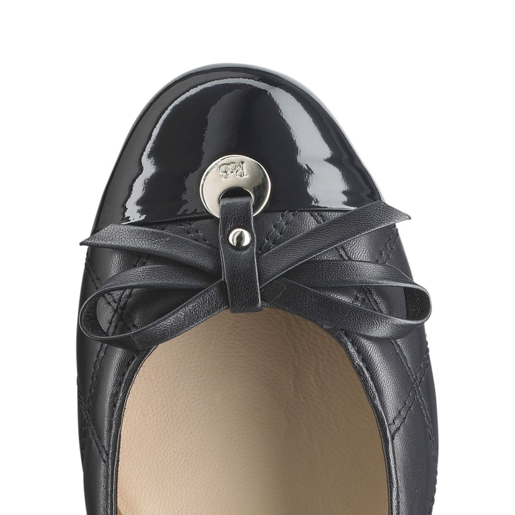 Black Russell & Bromley Charming Quilted Women's Ballet Flats | PH-4-EVDB