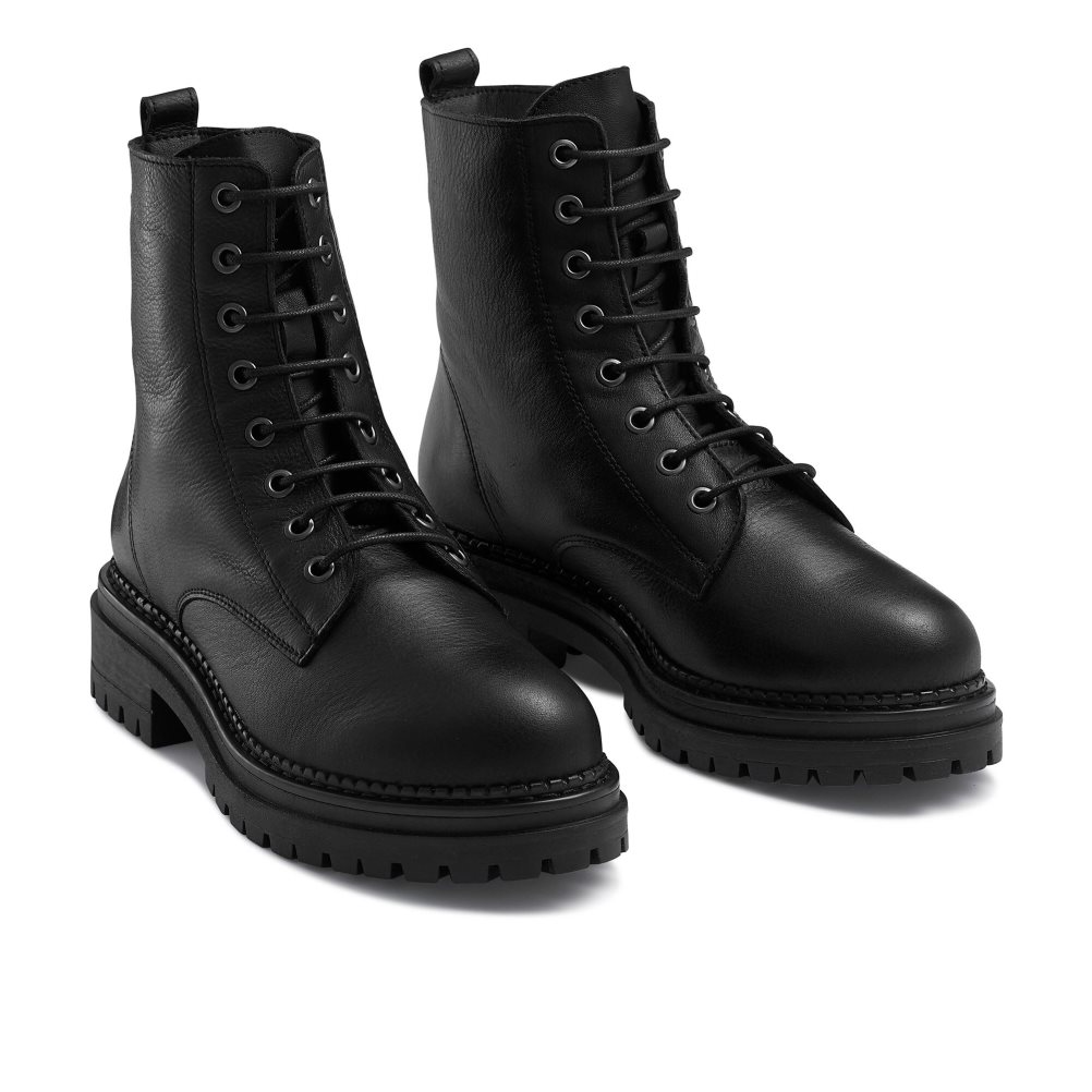 Black Russell & Bromley Combat 8 Eyelet Women's Combat Boots | PH-8-XTFV