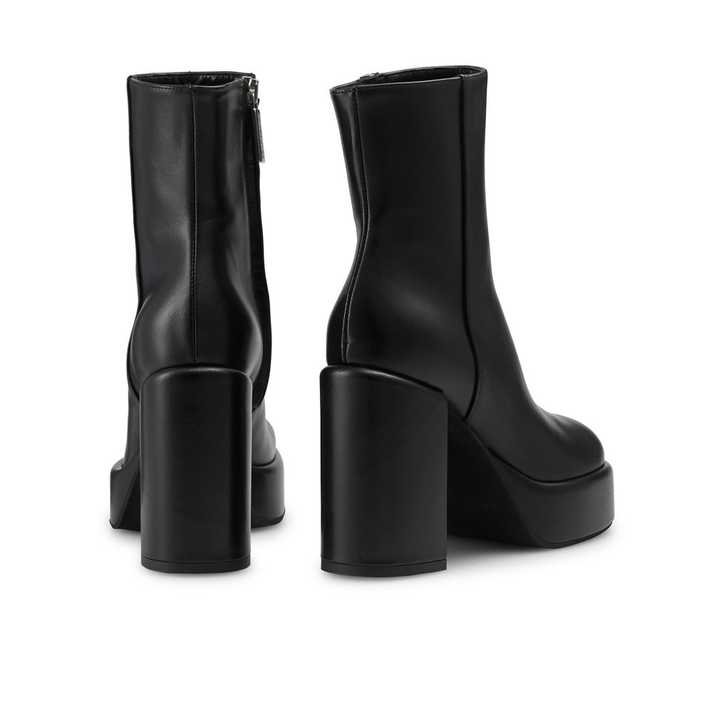 Black Russell & Bromley Webster Round Toe Women's Ankle Boots | PH-2-KFRB