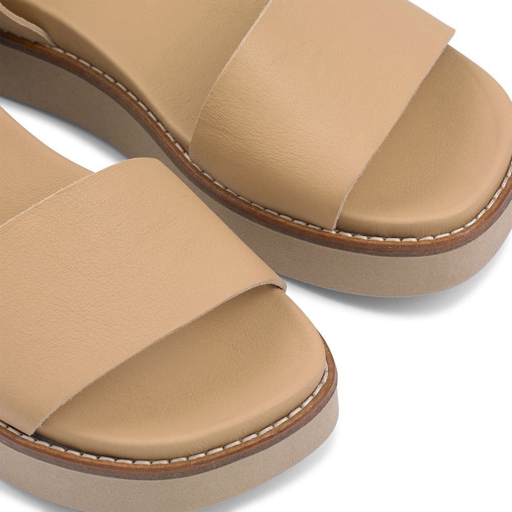 Light Brown Russell & Bromley Boston Sporty Women's Flat Sandals | PH-3-OMAJ