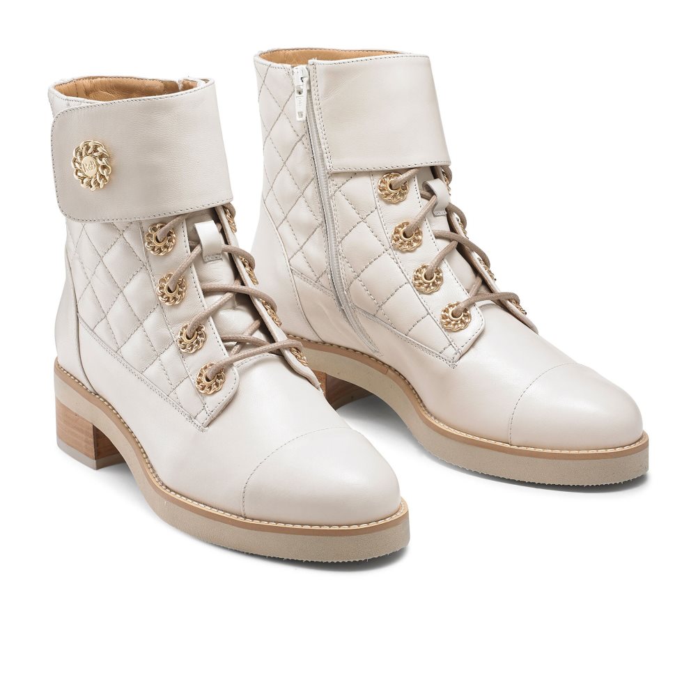 White Russell & Bromley Ringaroses Quilted Lace-up Women's Ankle Boots | PH-9-JSOL