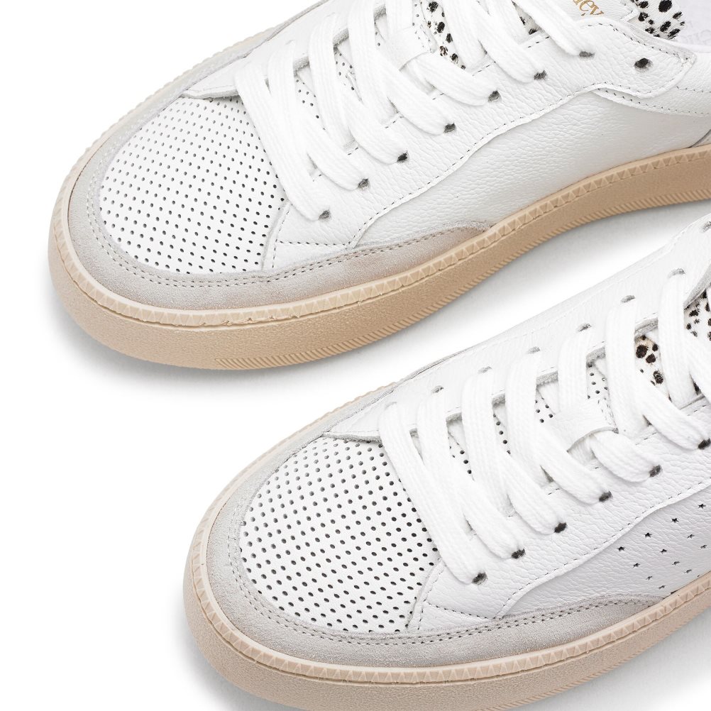 White Russell & Bromley Whisper Low Top Women's Trainers | PH-3-FBAC